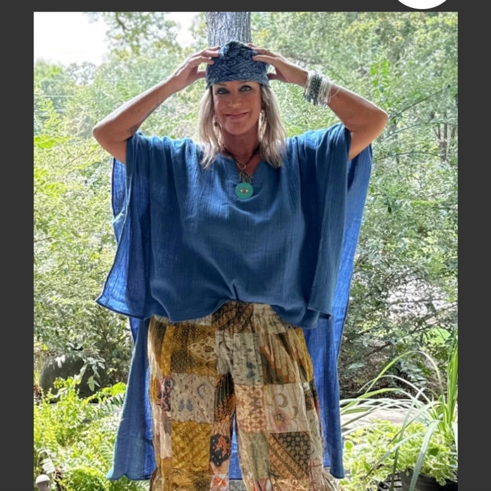 NWT! Jaded Gypsy High Low Blue Poncho Top S M L One size